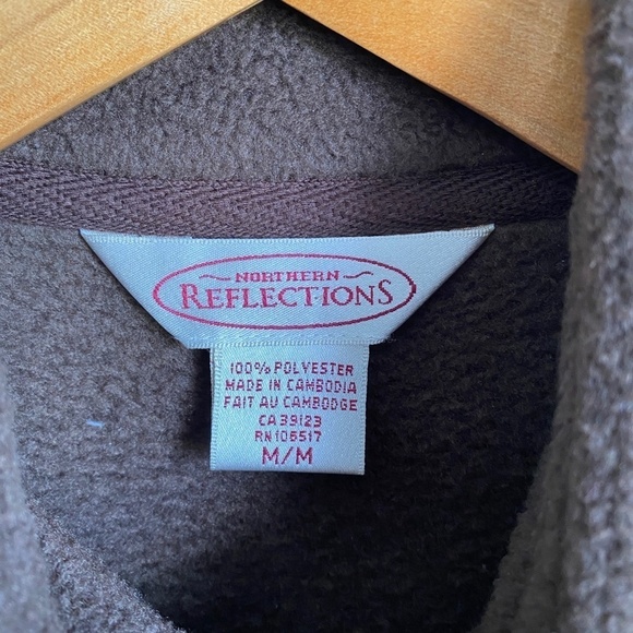 Northern Reflections Embroidered Cardinal‎ Sweater Vest Brown Size Medium - Picture 3 of 10